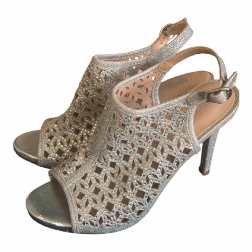 Michael Koors Alie Cut Out Elegant Silver Women's Heels Size 9 NWOT - Picture 10 of 11